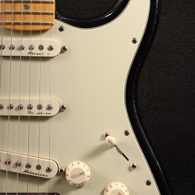 Fender Stratocaster Deluxe 2000 image 4