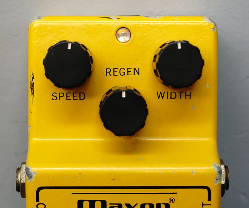 Maxon FL-302 Flanger 80's Vintage Yellow Guitar Effect Pedal