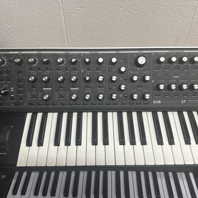 Moog Subsequent 37 Analog Synth 2017 - Present - Black