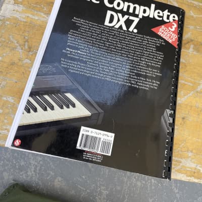 The Complete Yamaha DX7 Book 1986 image 6