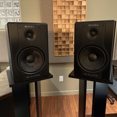 M-Audio Studiophile DSM3 Powered Monitor Pair | Reverb