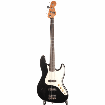 SQUIER BY FENDER JAZZ BASS スパロゴ STANDARD Squier Standard Jazz Bass - Candy Apple Red | Sweetwater
