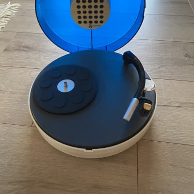 Philips ufo 303 record player  1969 blue image 2
