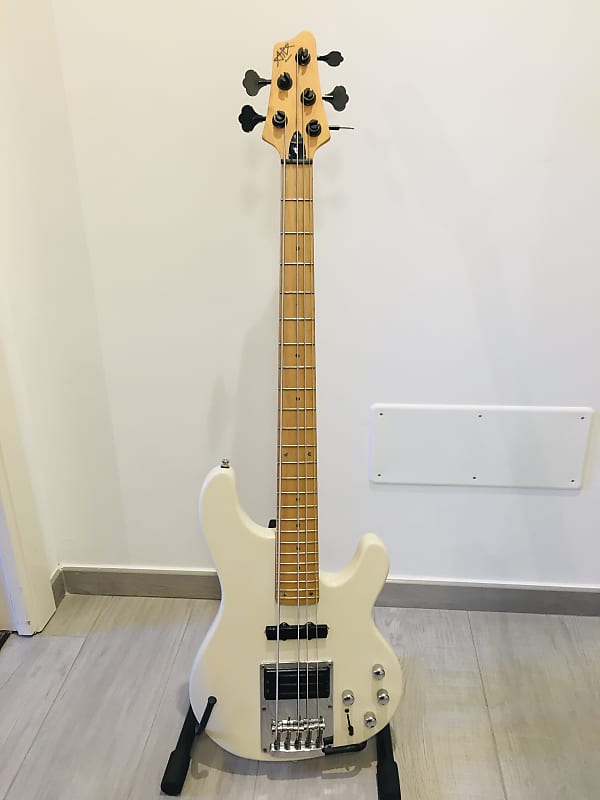 Ibanez 5弦 エレキベース ATK405 1016964457.jpg?1600170326