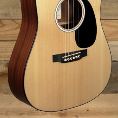Martin DJr-10E StreetMaster Acoustic/Electric Guitar w/ Gigbag 