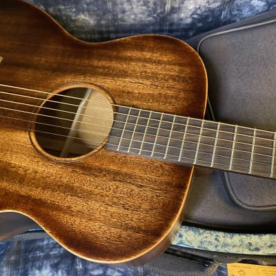 NEW ! 2024 Martin 000-15M StreetMaster Acoustic Guitar - Mahogany Burst - 3.45 lbs - Authorized Dealer - G02431 image 4