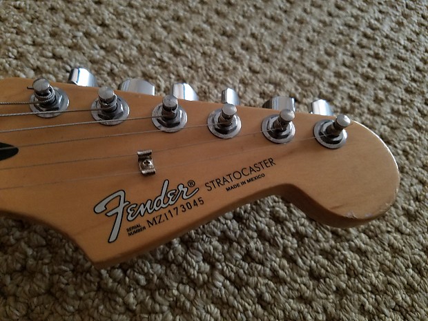 2002 fender deals stratocaster mexico