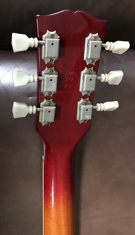 Yamaha SL450S 1983 Les Paul Standard Cherry Sunburst Long Yamaha SL450S 1983 Les Paul Standard Cherry Sunburst Long