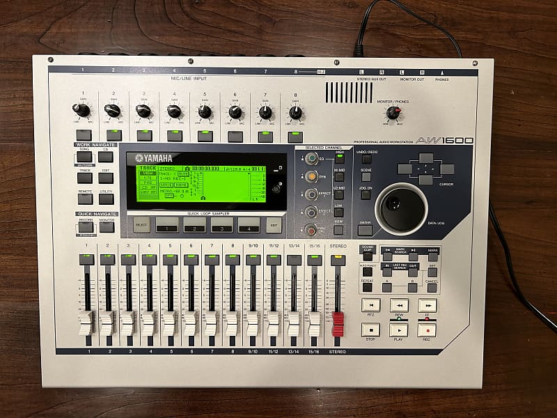 Yamaha AW1600 Professional Audio Workstation 16-Track Digital