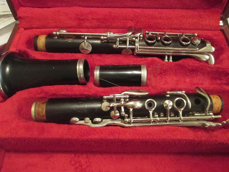 Leblanc deals vito clarinet