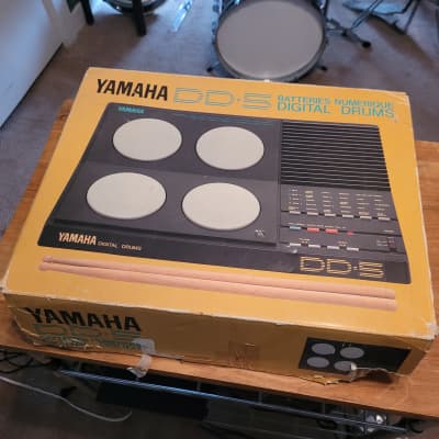 Yamaha DD-5 with Original Box image 1