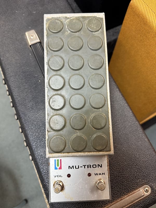 Mu-Tron C-200