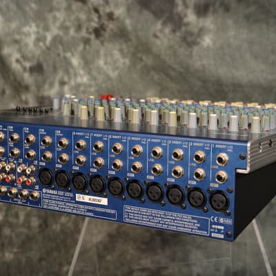 Yamaha MG16/6FX Pro Audio Mixer rackmount console 16 Channel