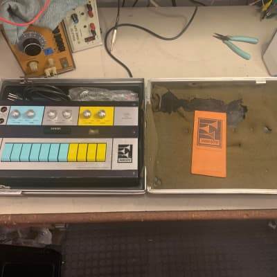 Vintage 1968 Maestro W-1 Sound System for Woodwinds Blue