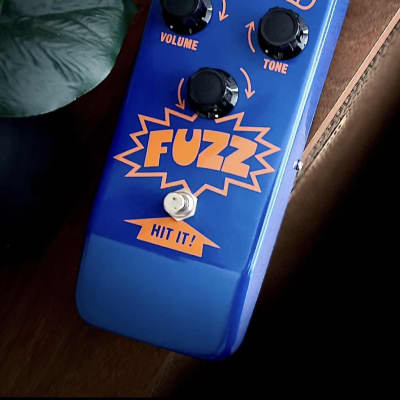 Sola Sound Colorsound Supa Fuzz “Orange on Blue” By D*A*M Bild 2