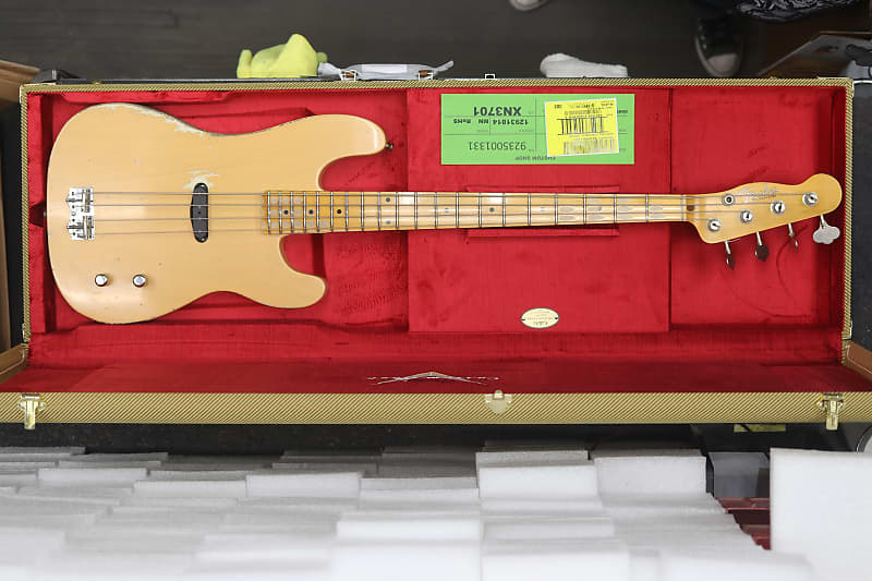 Fender Vintage 1952 Precision Bass "Dusty Hill" ZZ TOP Signature * very rare top of the line USA Custom Shop handmade instrument *  sounds/plays/looks really great * a fine collectors piece * image 1