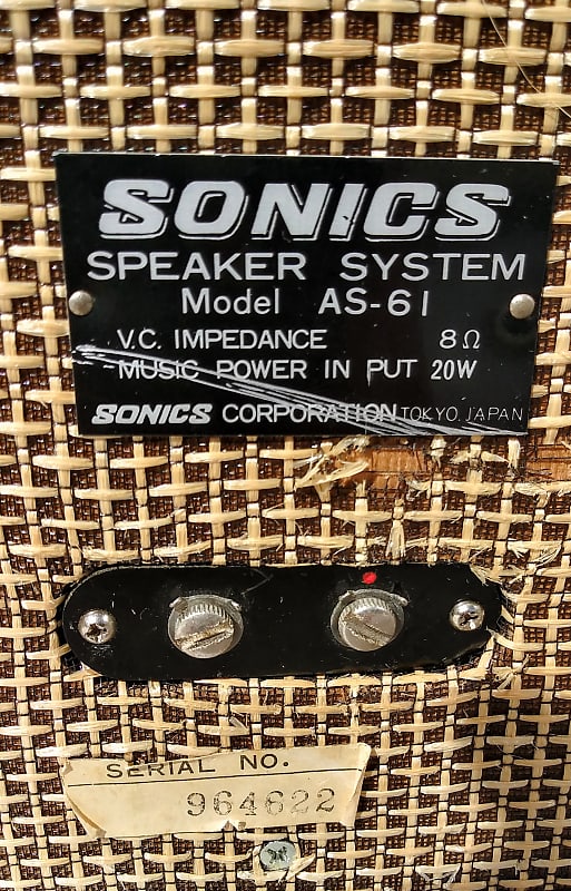 Pair of Vintage Sonics AS-61, 2 way 5 Speakers System By Pioneer Tested -  Walnut