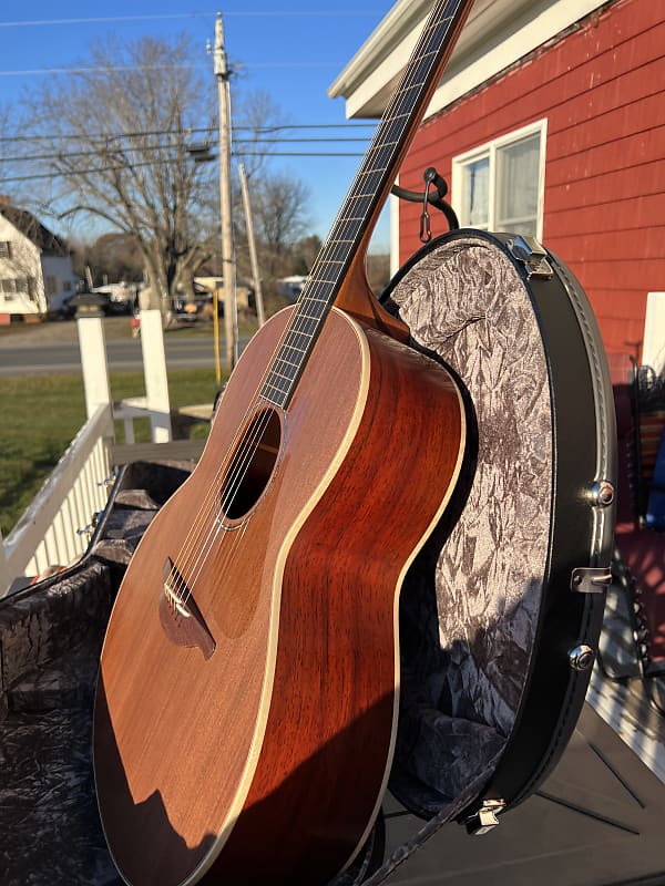 Lowden F35 Sinker Redwood Cocobolo As New Rare Acoustic Reverb