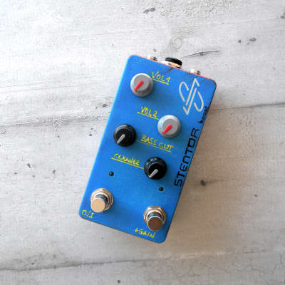 Stentor Boost, with Gain footswitch & mild bass-cut - dpFX