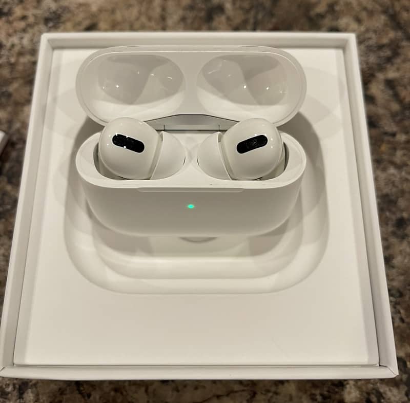 Apple AirPods Pro White | Reverb