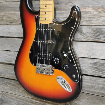 RIF 1039 Fender Stratocaster Made in Mexico MIM 1995 Special