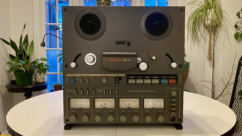 TASCAM 22-4 1/4