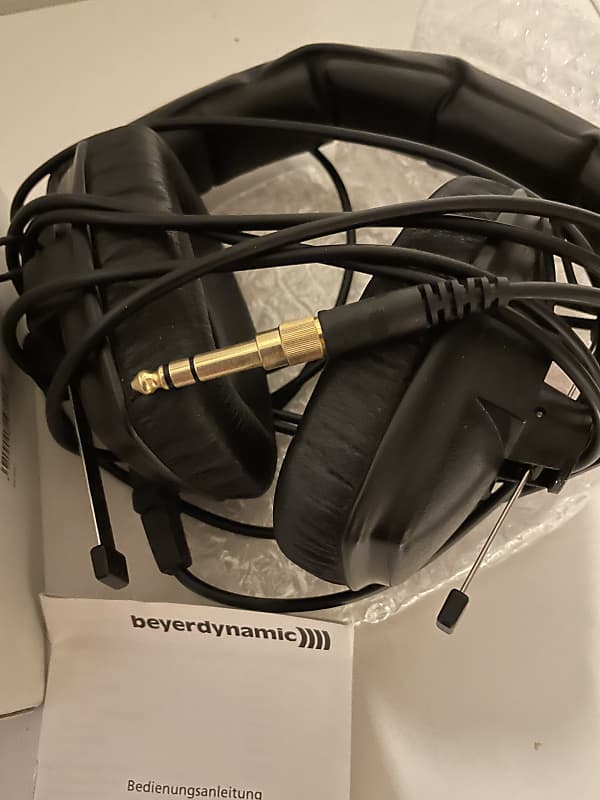 Beyerdynamic dt100 outlet headphones