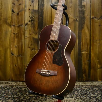 Art & Lutherie Roadhouse A/E - Bourbon Burst image 2