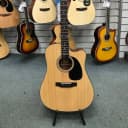Blueridge BR-40CE Dreadnought Guitar, Electro. Contemporary Series. Solid sitka spruce top. Cutaway