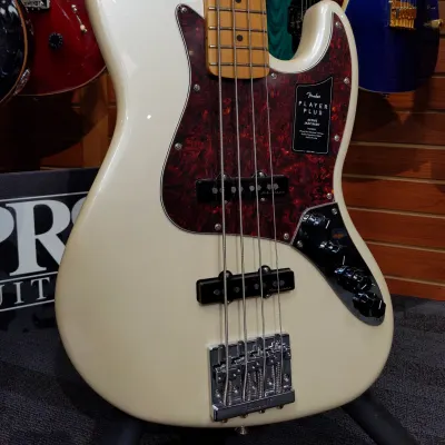 Fender JapanPB70 Badass Bass?Olympic White 08/04