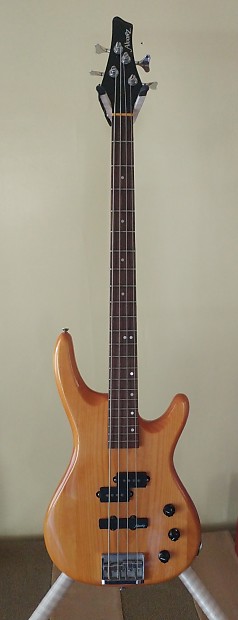 Alvarez 4 string electric bass guitar deals