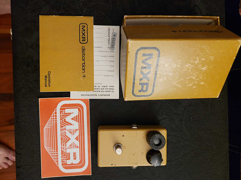 MXR Distortion + 1975? Mustard no script