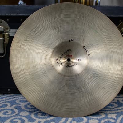 Zildjian A 18" Concert Band Cymbal 1909g image 2