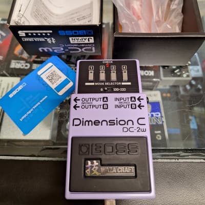 BOSS Dimension C DC-2w【WAZA CRAFT】 BOSS_DC-2W_01.jpg