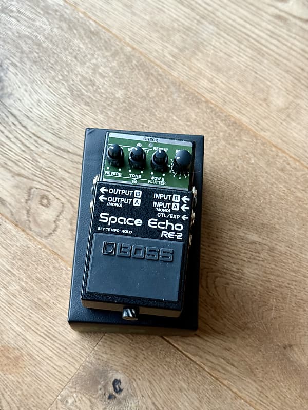 Boss RE-2 Space Echo