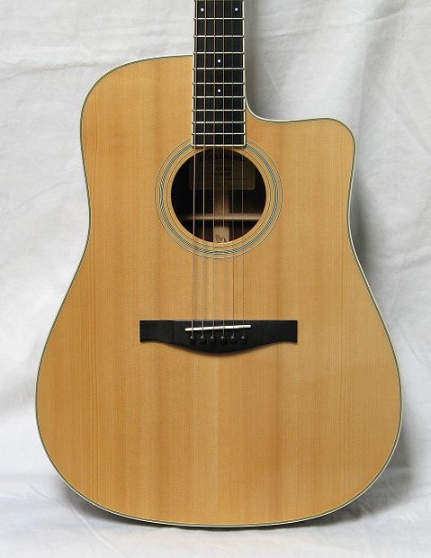 Eastman AC320CE Dreadnought Acoustic Guitar
