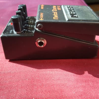 Boss Metal Zone MT-2 modded to Diezel VH4 distortion & tone image 12