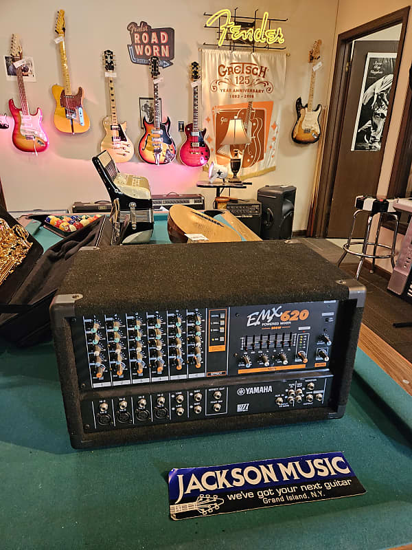 Yamaha EMX620 6 Channel Powered Mixer 200 Watt Reverb