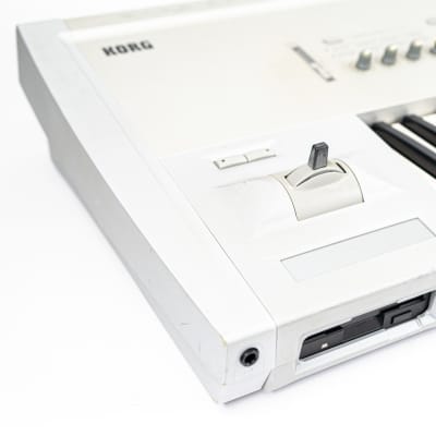 Korg Triton - Versatile Workstation Keyboard for any Musical Role image 4
