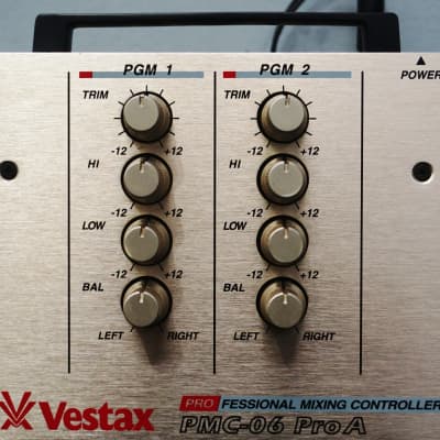 Vestax PMC-06 Pro A Slim Professional Mixtick DJ Mixer