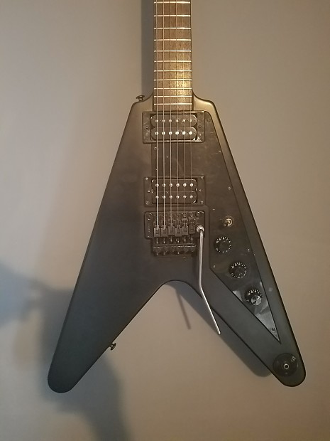 Epiphone flying deals v floyd rose
