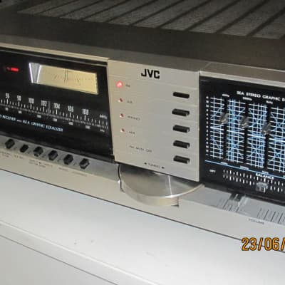 Vintage JVC JR-S201  Stereo Receiver w Magnetic Phono In - Comp to Pioneer SX  w better specs image 3