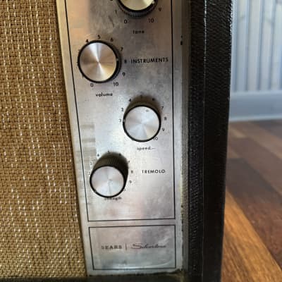 Silvertone 1482 1x12 Guitar Combo 1960s - Black image 14