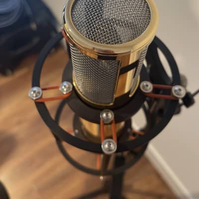 Manley Labs Reference Mono Gold Variable Pattern Tube Condenser Microphone image 2