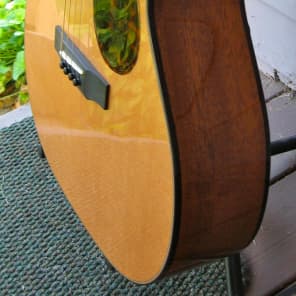 Breedlove Tenor Guitar image 5