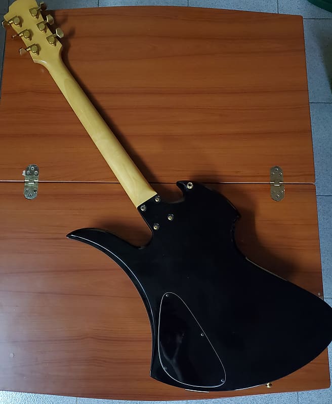 Fernandes BURNY MG-80X （MG-120X）BLK FERNANDES BURNY MG-120X Graphic on Black (11/01) | Reverb Canada