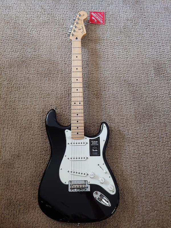 Fender Stratocaster (MIM) Black With White Pickguard Player Series image 1