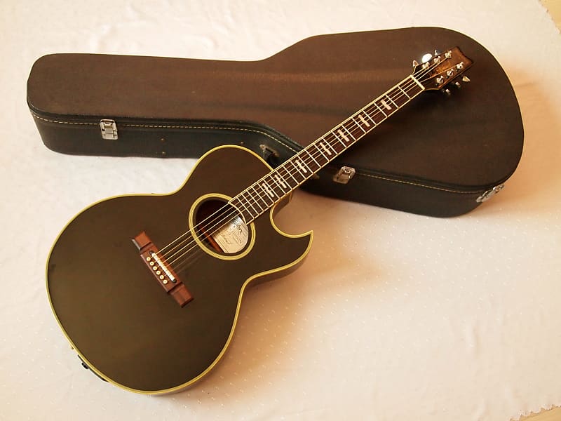 Washburn EA-22 Nuno Bettencourt Platinum Edition 1994 Black