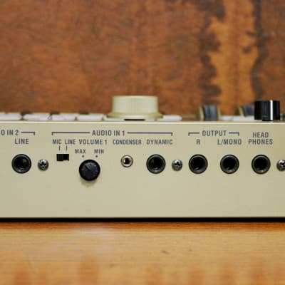 Korg Microkorg Synthesizer/Vocoder image 5