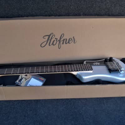 Hofner CT Series HCT-SH-SS-O Shorty Travel/Mini Electric Guitar Metallic SILVER Sparkle image 10